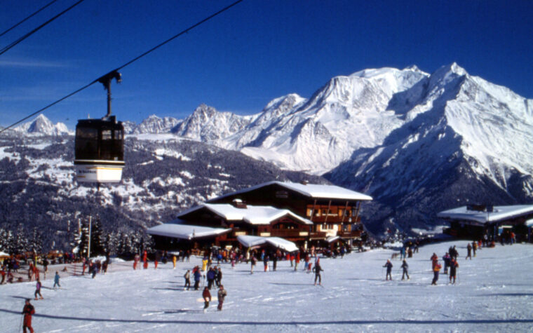 Location ski à Saint-Gervais — télécabine et pistes d'Évasion Mont-Blanc